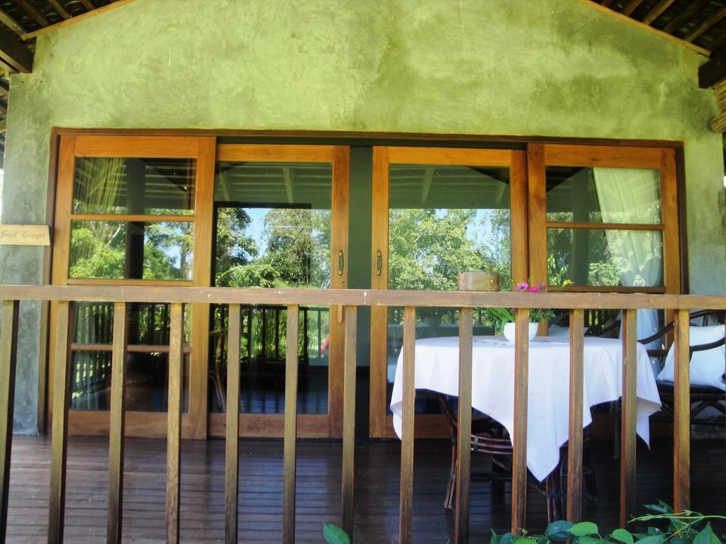 Gardenia Country Inn Tomohon Номер фото
