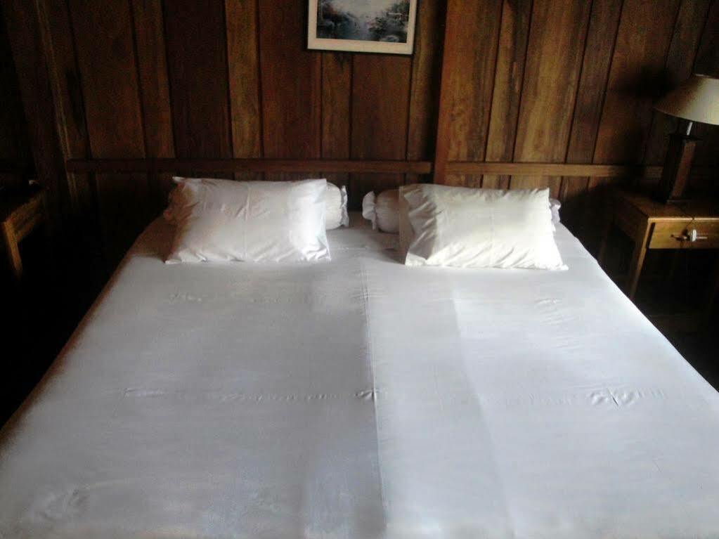Gardenia Country Inn Tomohon Экстерьер фото