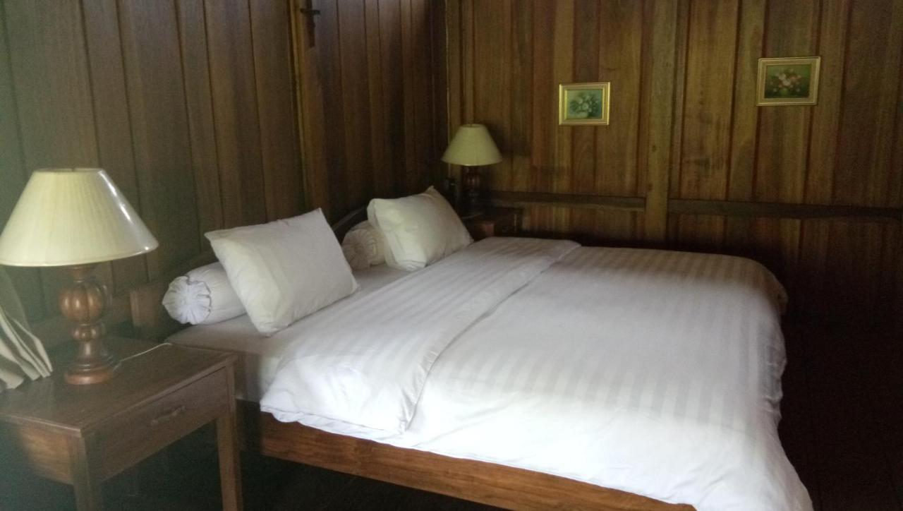 Gardenia Country Inn Tomohon Экстерьер фото